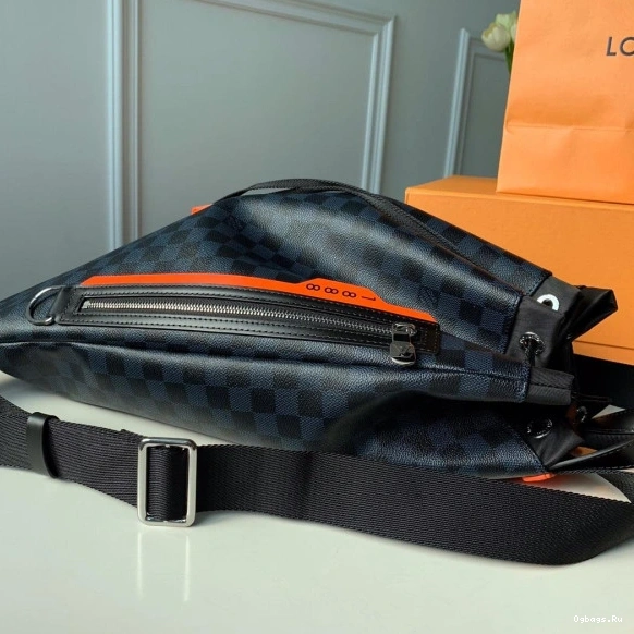 Louis Backpack Vuitton 0218